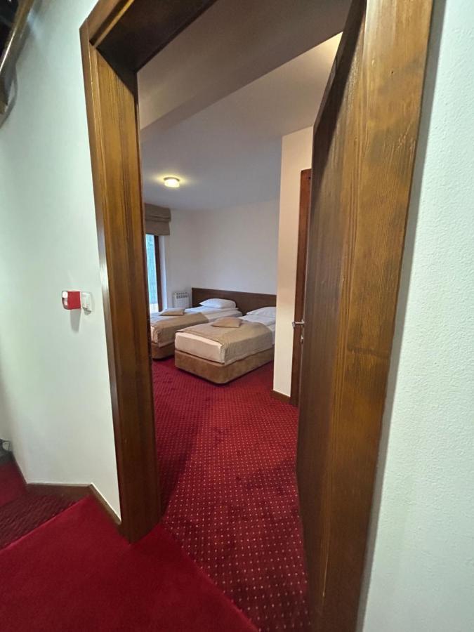 Garni Hotel Konak ซาราเยโว ภายนอก รูปภาพ