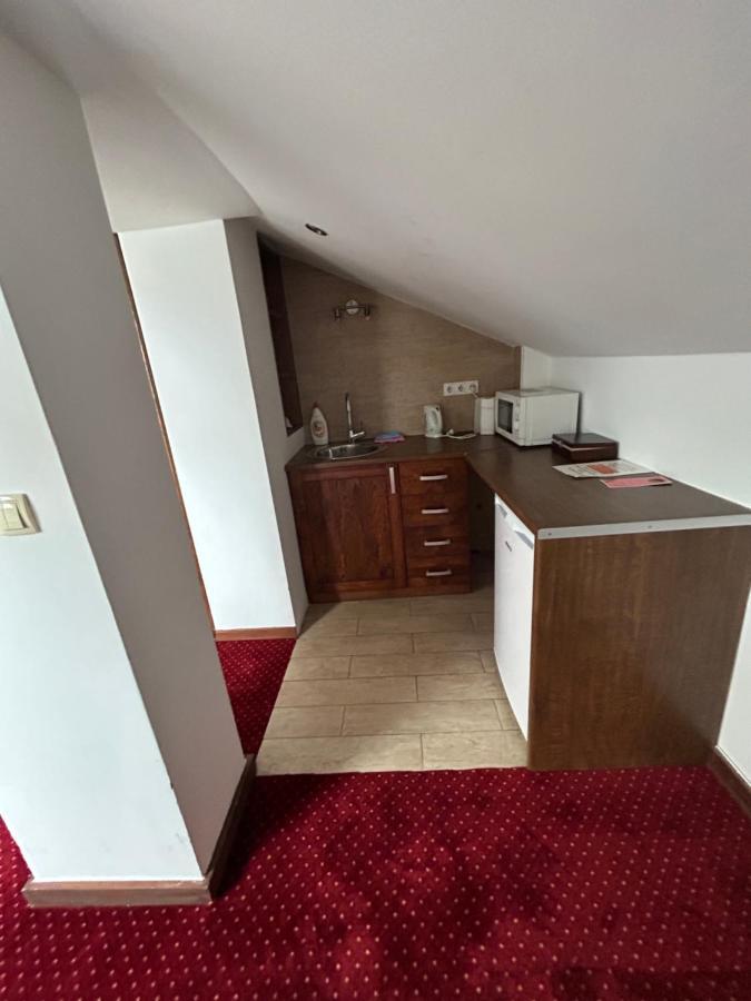Garni Hotel Konak ซาราเยโว ภายนอก รูปภาพ