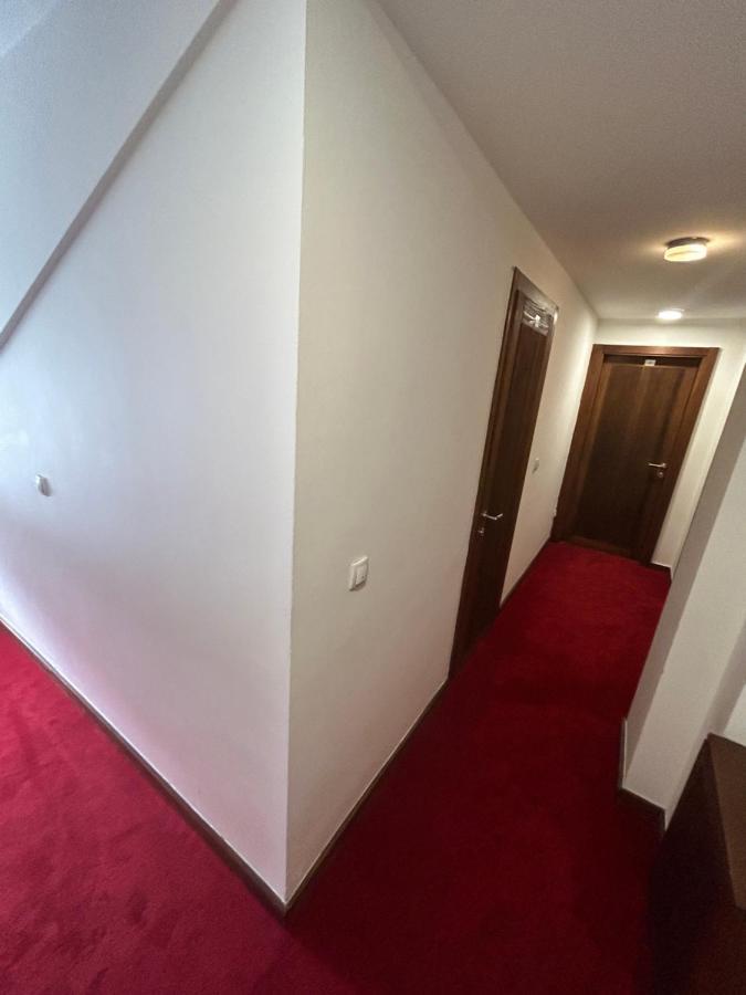 Garni Hotel Konak ซาราเยโว ภายนอก รูปภาพ