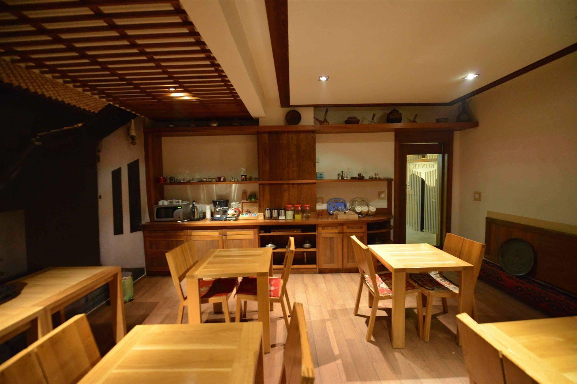 Garni Hotel Konak ซาราเยโว ภายนอก รูปภาพ