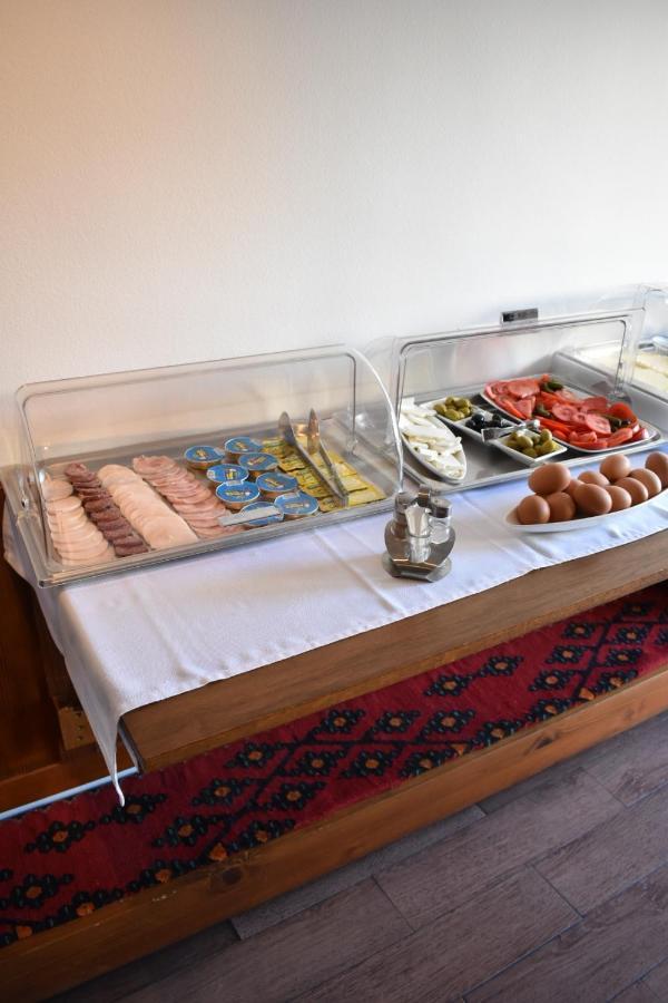 Garni Hotel Konak ซาราเยโว ภายนอก รูปภาพ