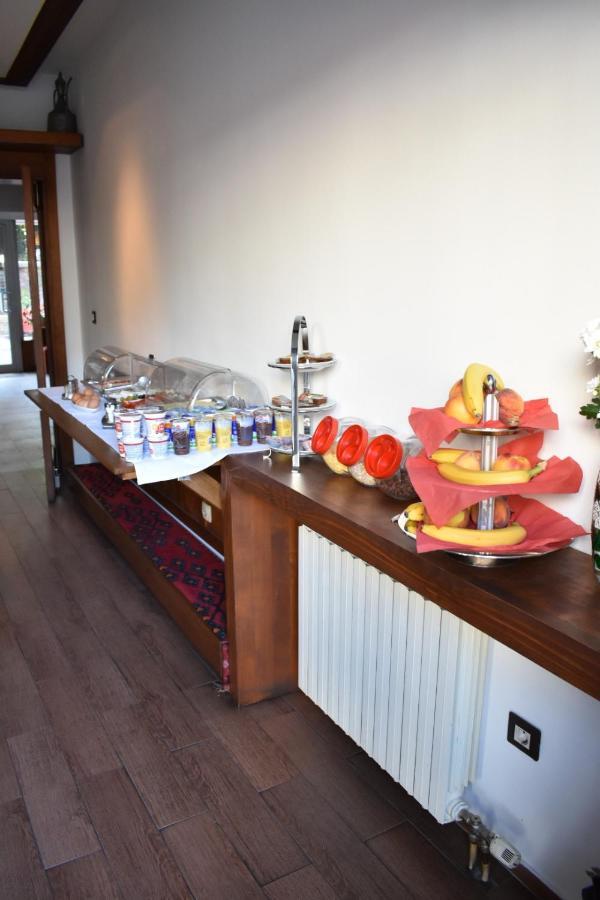 Garni Hotel Konak ซาราเยโว ภายนอก รูปภาพ